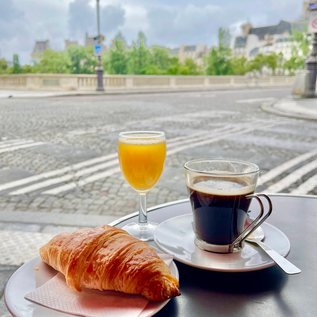 LE SAINT-REGIS - PARIS 1