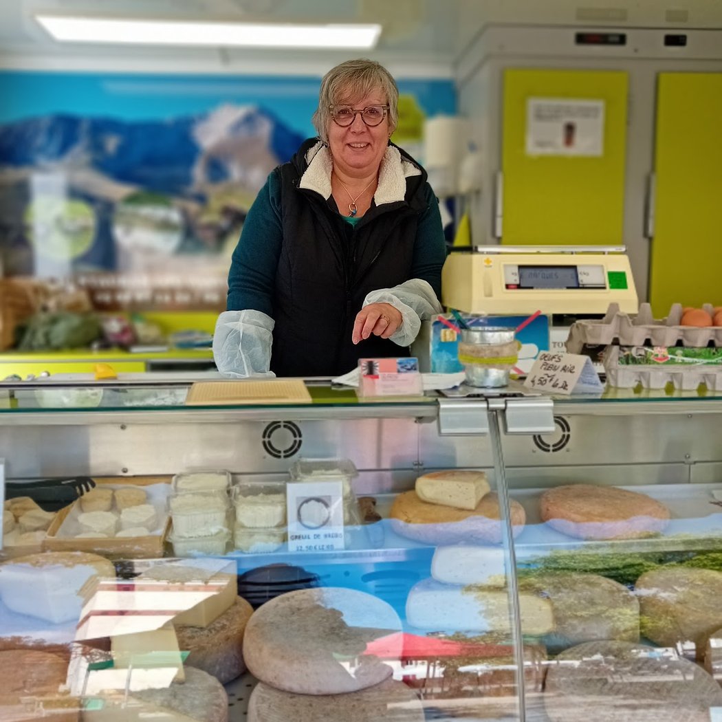 Marché à GELOS 3
