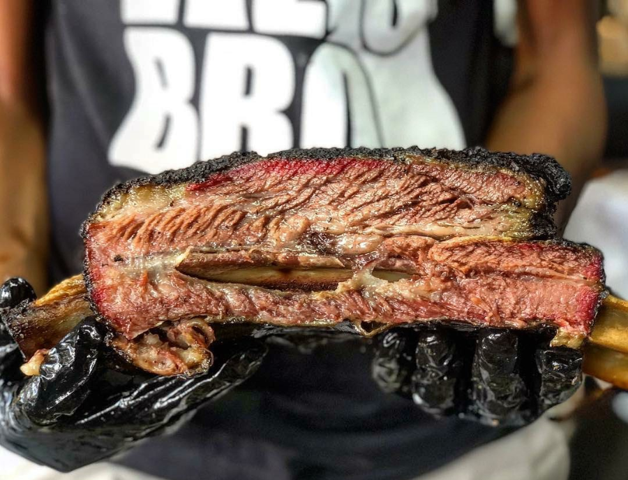 Big Lee's - Serious About BBQ 1