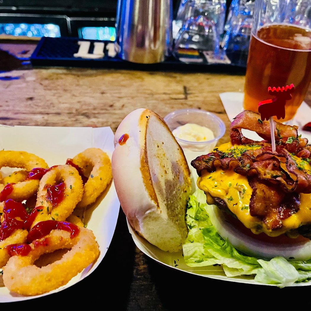 Urban Bear Meat & Greet Happy Hour 1