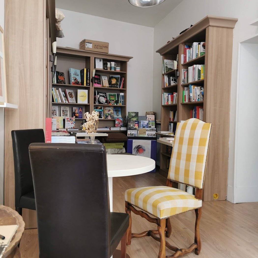 Librairie LA SUITE 3