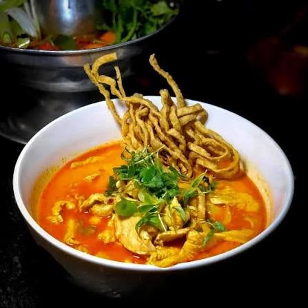 OK Chicken and Khao Soi 1