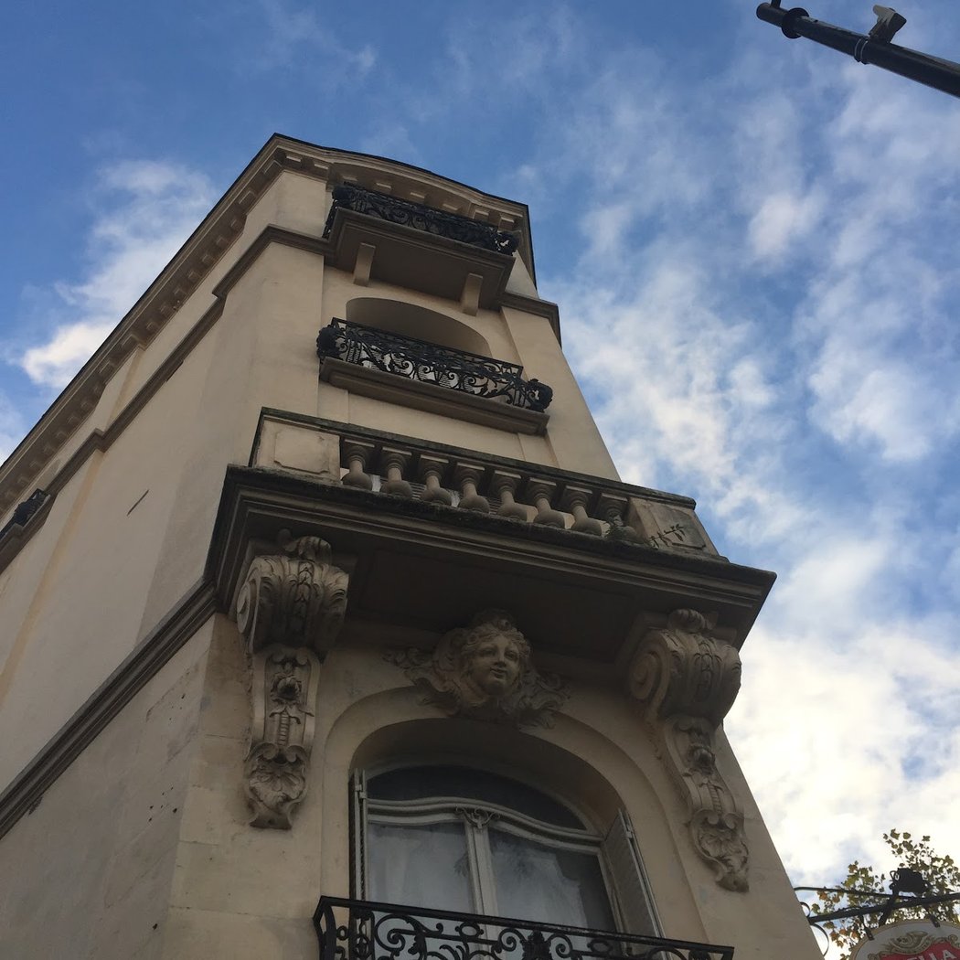 Monument immeuble art nouveau -architecte Quenti Bond 1