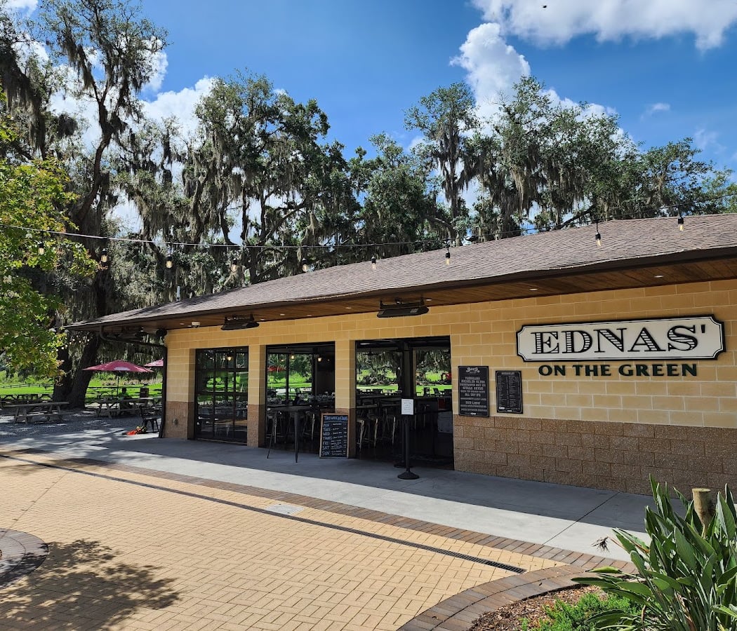 Ednas' On The Green 2
