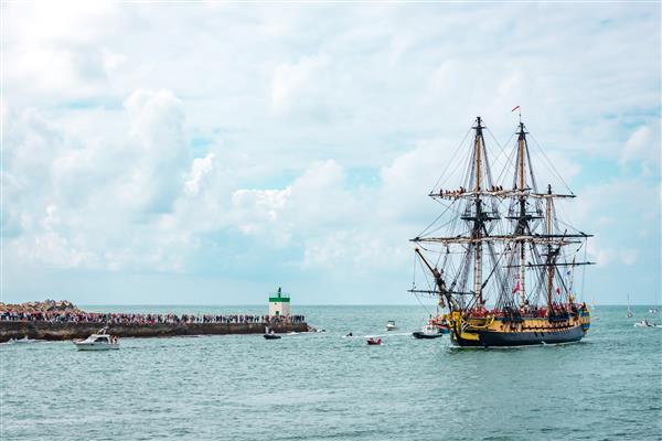 Le grand carénage de L'Hermione à Anglet 2