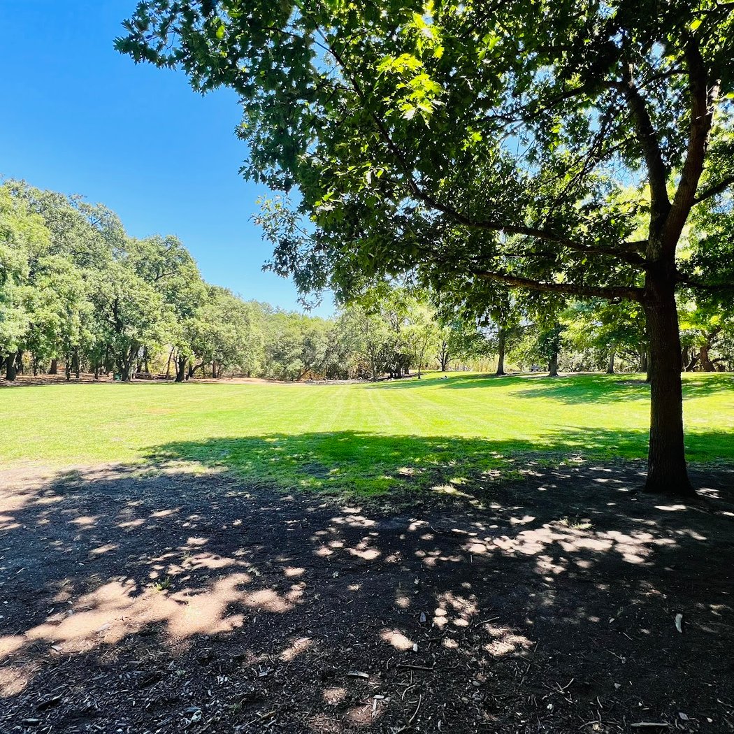 Brookwood Park Labyrinth 3