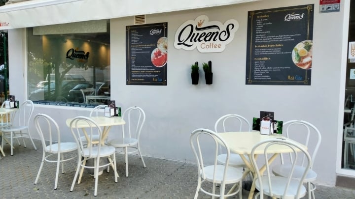 Queen's coffee 2