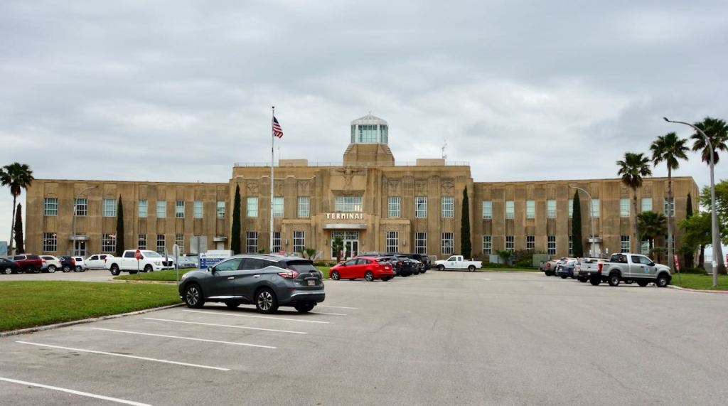 New Orleans Lakefront Airport 2