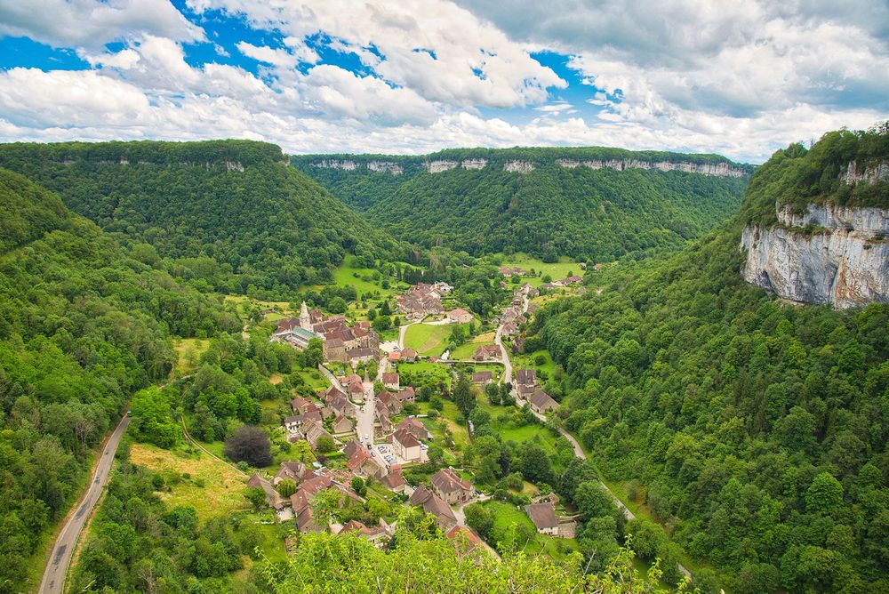 GR 765 De Cluny (Saône-et-Loire) au Puy-en-Velay (Haute-Loire) 1