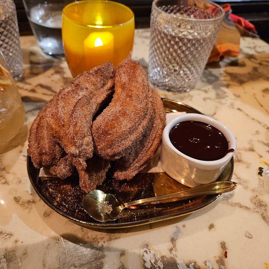 Canela Bistro & Wine Bar 4