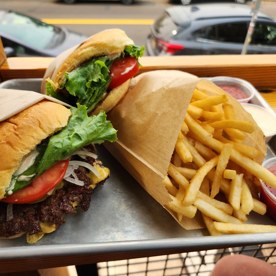 Hinterland Bar & Food Carts 3