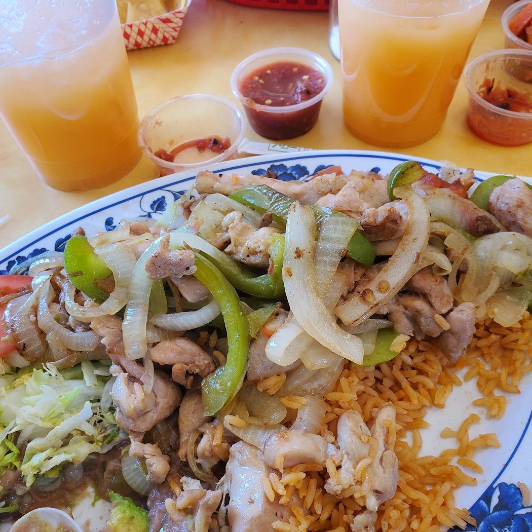 El Castillito Taqueria 3