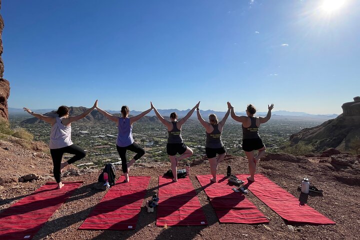 Camelback Hidden Gems Hike & Yoga 2