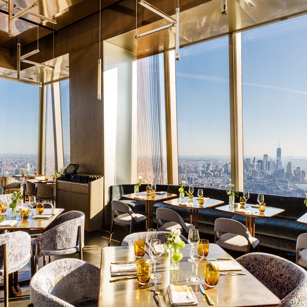Peak with Priceless Restaurant & Bar 5
