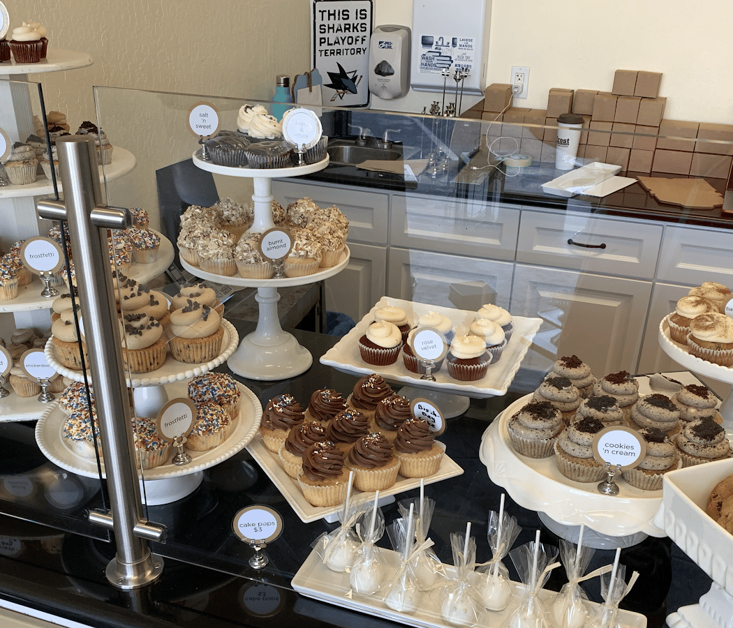 Frost Cupcake Factory 2