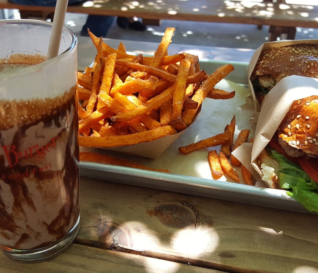 Acme Burger 3