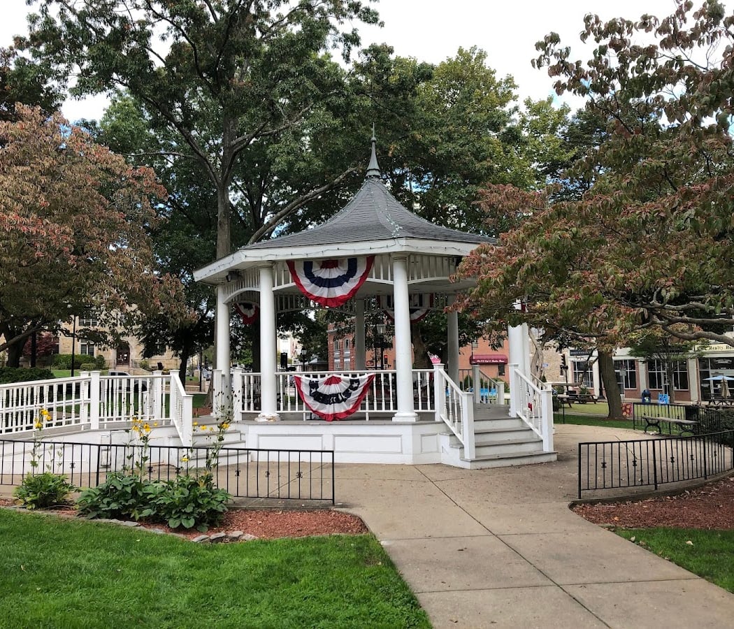 Norwood Common 3