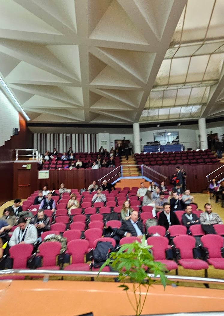 Auditori de l'Edifici Vèrtex al Campus Nord de la UPC 3