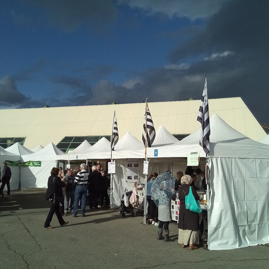 Brocante - vide-greniers de la paroisse saint leu saint gilles 2