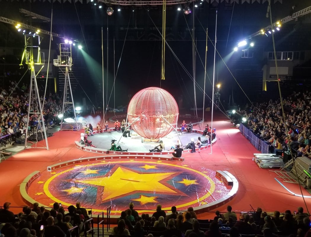 Shrine GLOW 2.0 Circus 1
