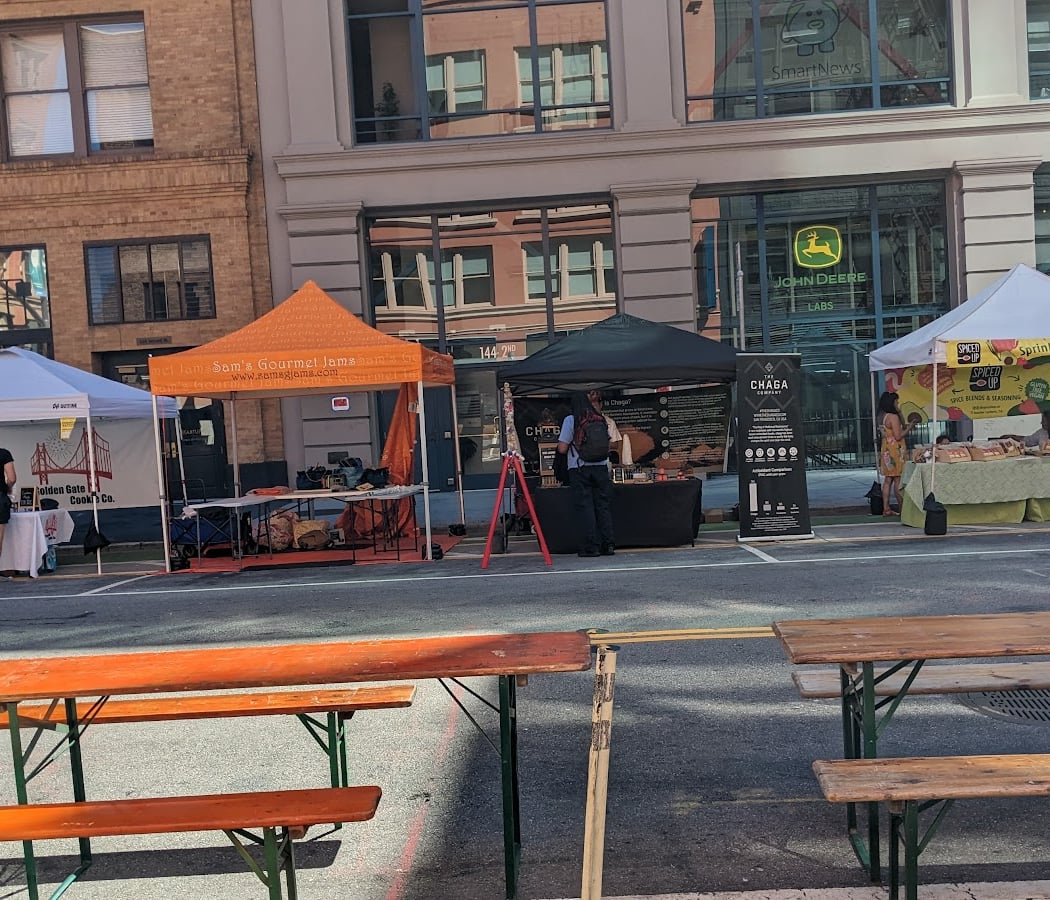 Downtown First Thursday Market 2
