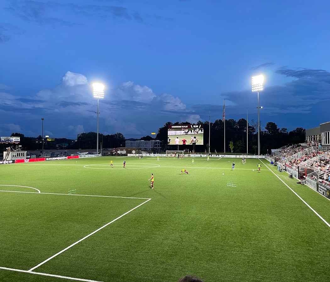 Chattanooga Red Wolves SC 3