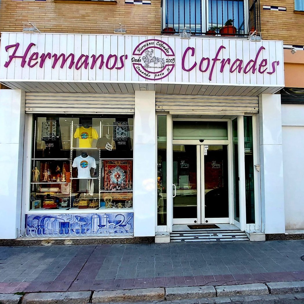 Hermanos Cofrades 1