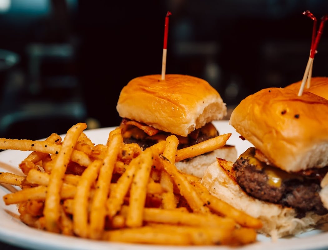 The Social Pub & Grill 2