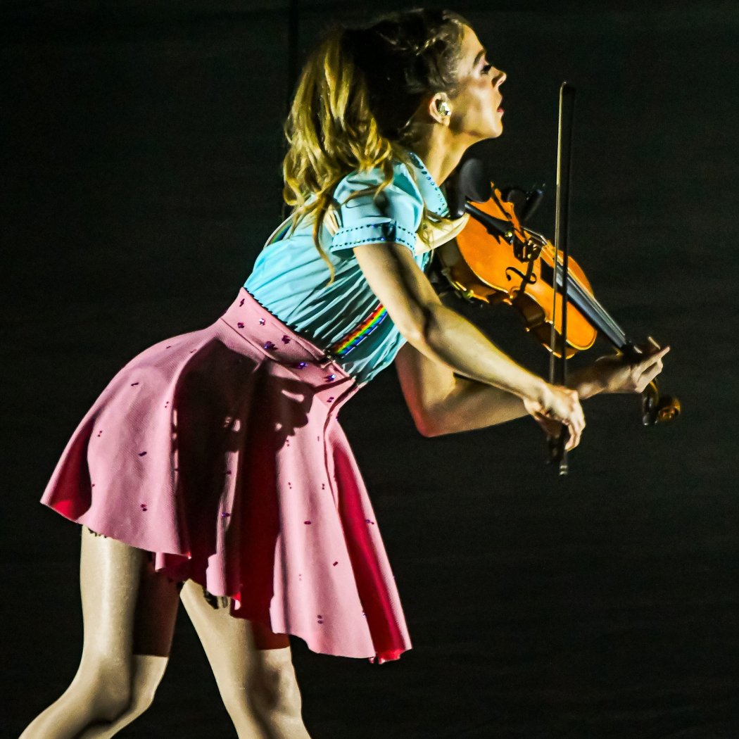 Lindsey Stirling 3