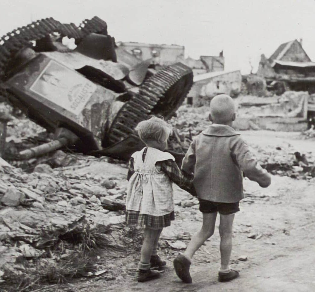 Enfants en guerre, guerre à l'enfance ? De 1914 à nos jours 1