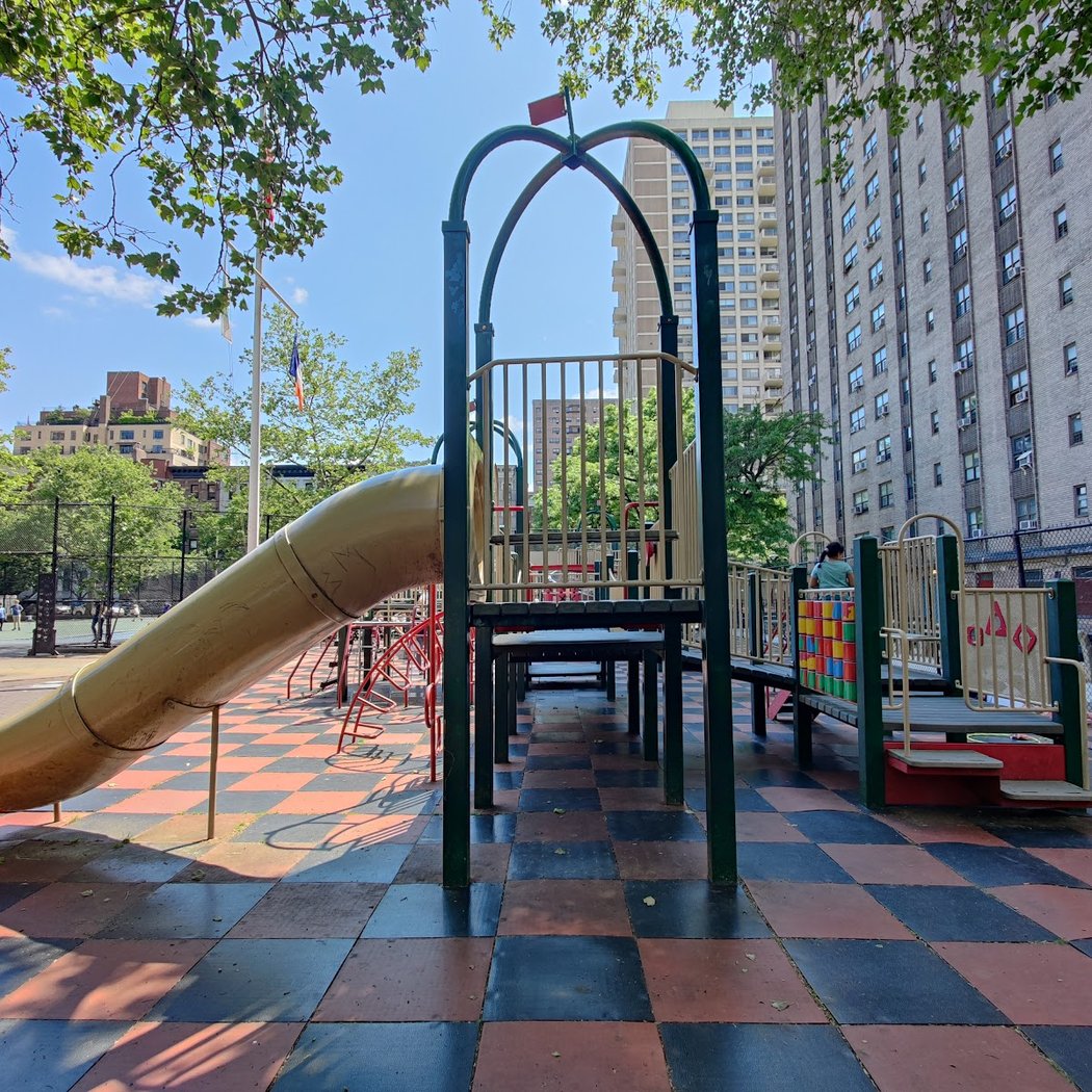 Sol Bloom Playground 2