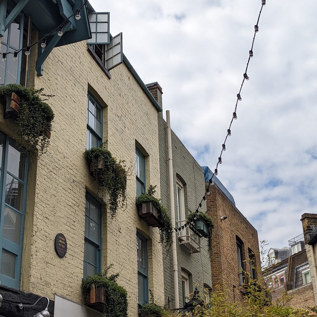 Neal's Yard 3