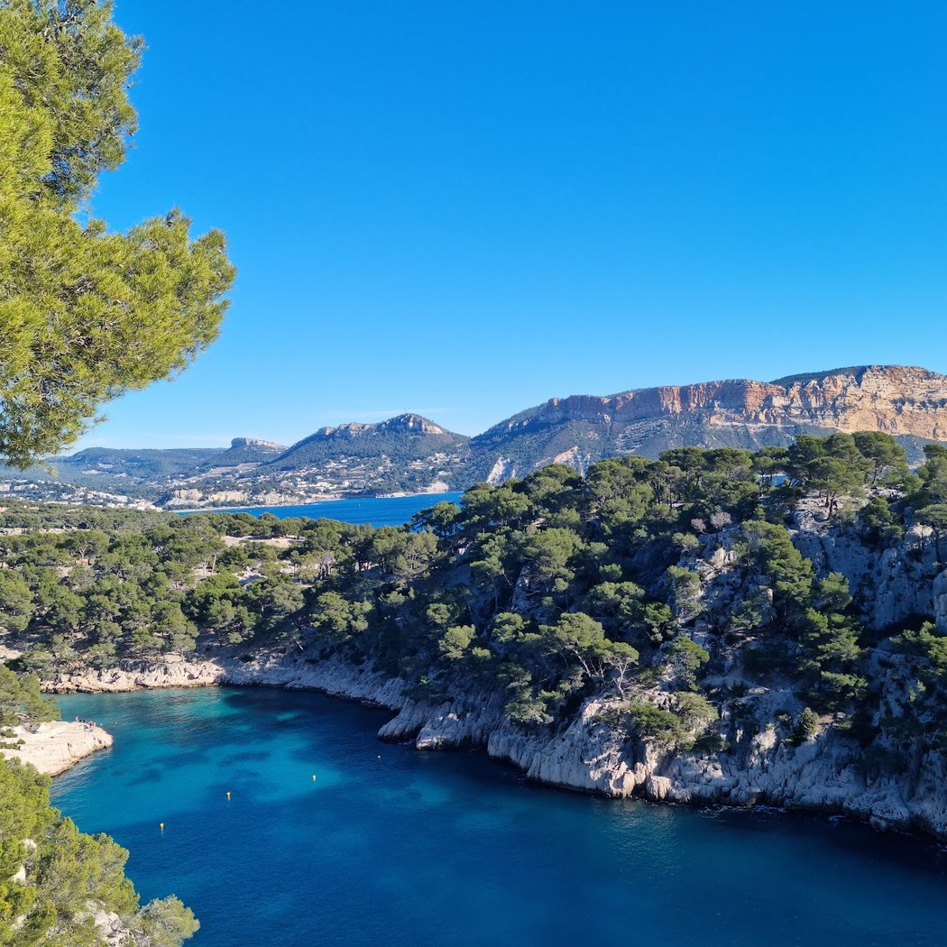 Activities in Parc des Calanques 2