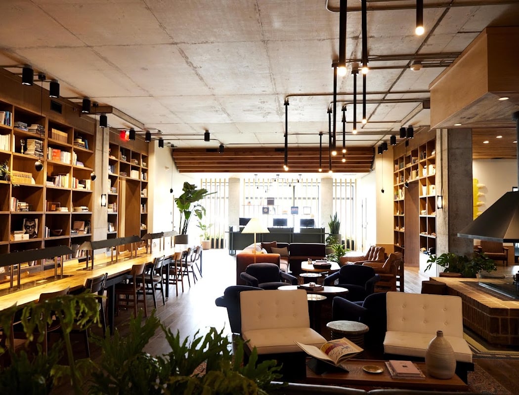 The Trade Room 2