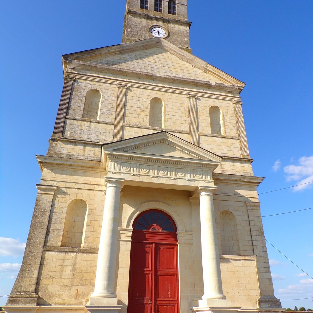 Église Saint-Aubin de La Bohalle 1