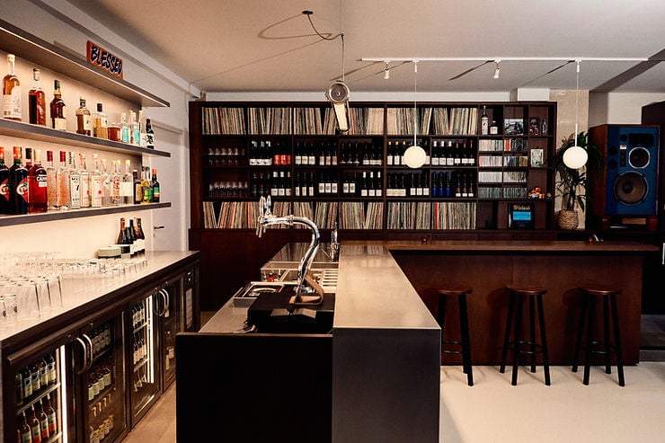 NOTRE DAME Music Bar 2
