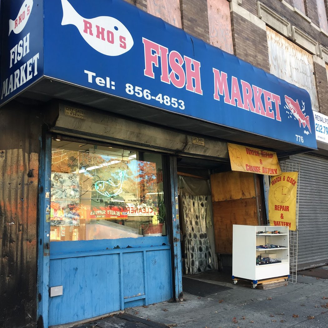Rho's Fish Market 2