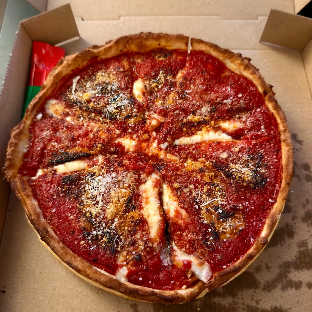 DeepDish Paris – Pizza Chicago Style 3