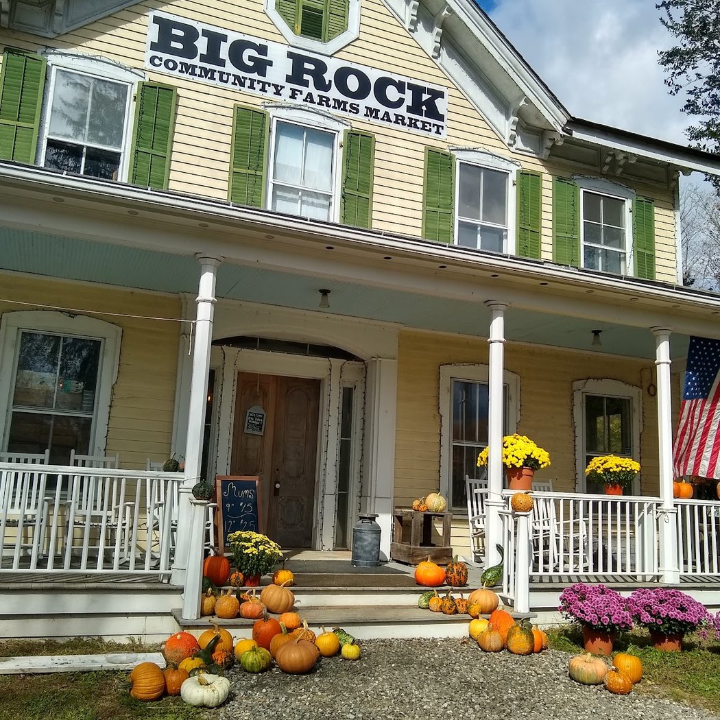 Big Rock Community Farms Market 2