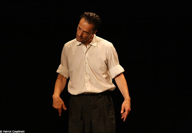 L'Étranger 2
