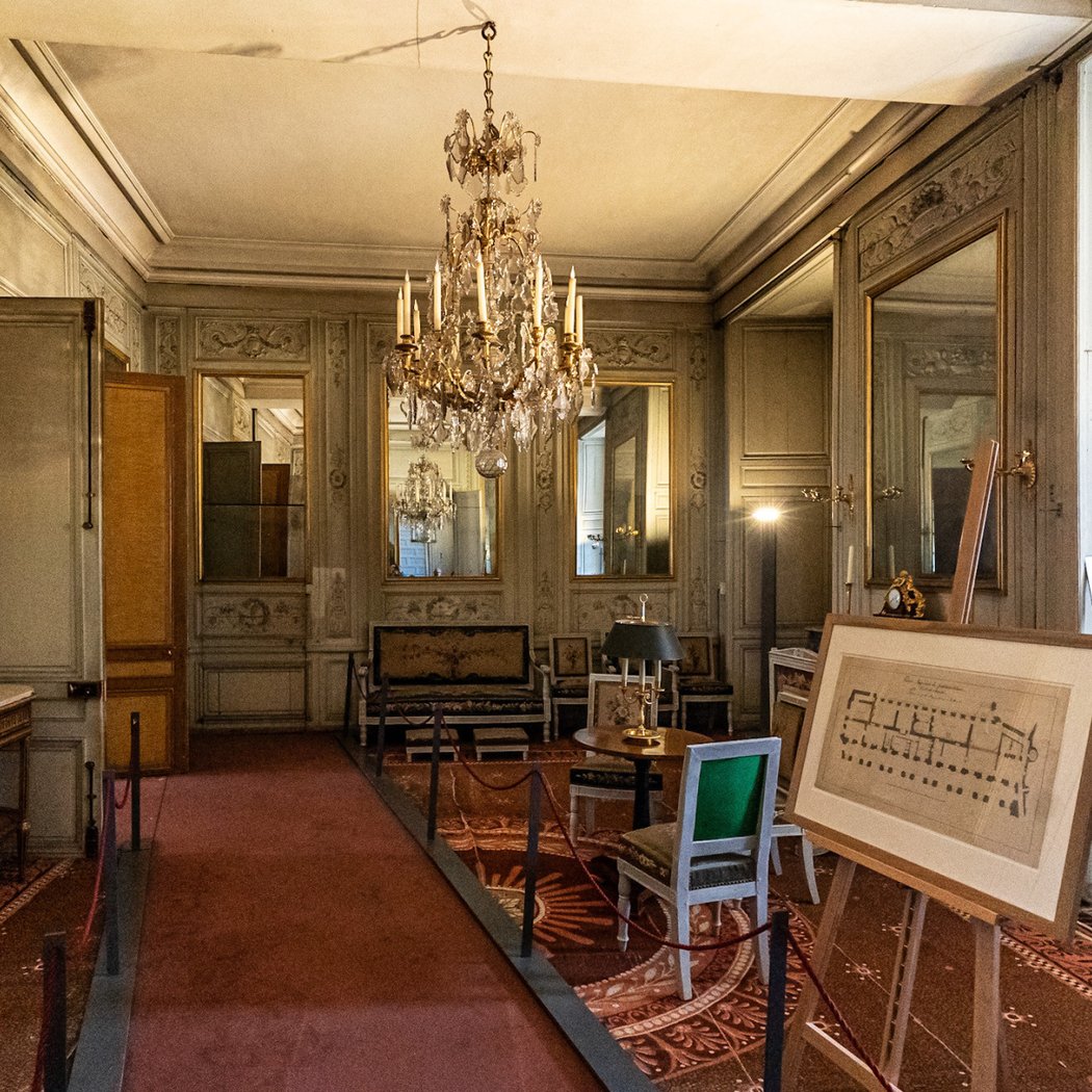 Les Secrets du château de Fontainebleau : découvrez les petits appartements 2