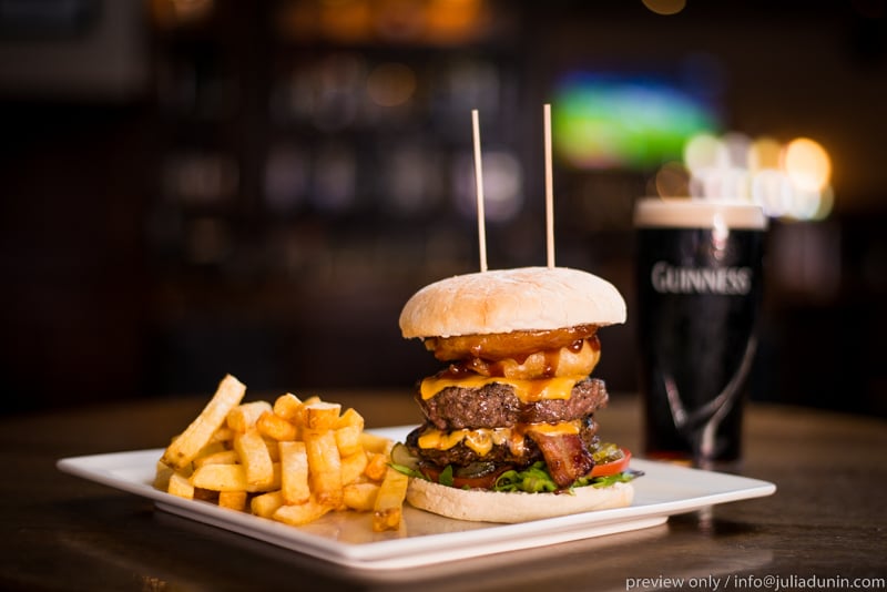 Ma Nolan's Irish Pub, Cannes 1