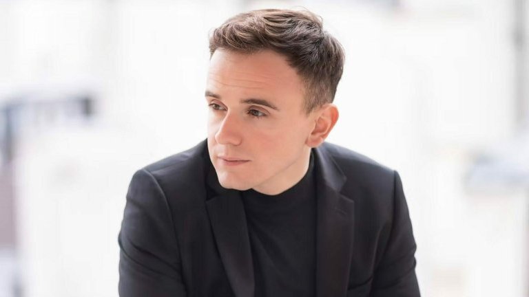 Thomas Ospital interprets L’Île des Morts and Symphonie-Passion 1