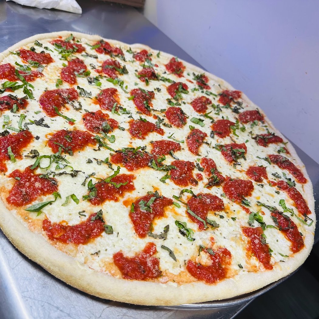El Centenario Pizza 1
