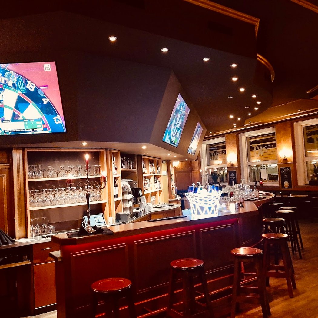 2. Akt Sportsbar Zürich 2