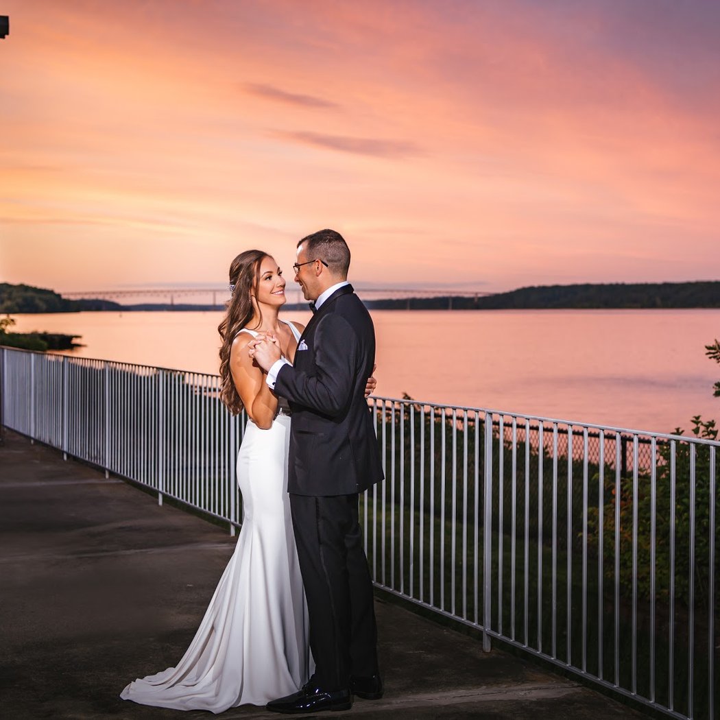 Hutton Brickyards Riverfront Hotel + Venue 1