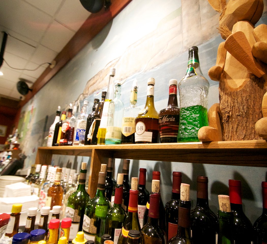 Bunny's Bar & Grill 3