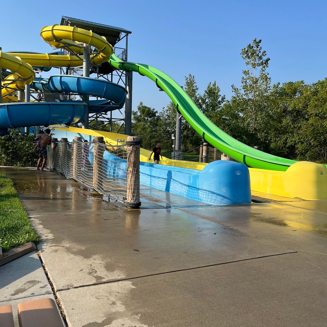 Rolling Hills Water Park 3