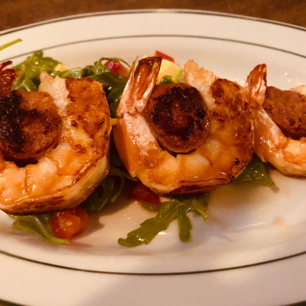 Luke's Bar & Grill 3
