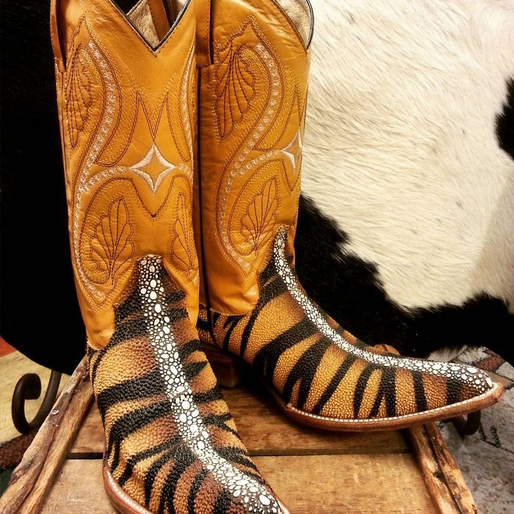 Lonesome Cowboy Ranch 1